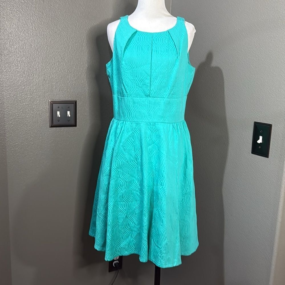 Taylor Women's Sleeveless Swirl Pattern Textured Dress in Aqua